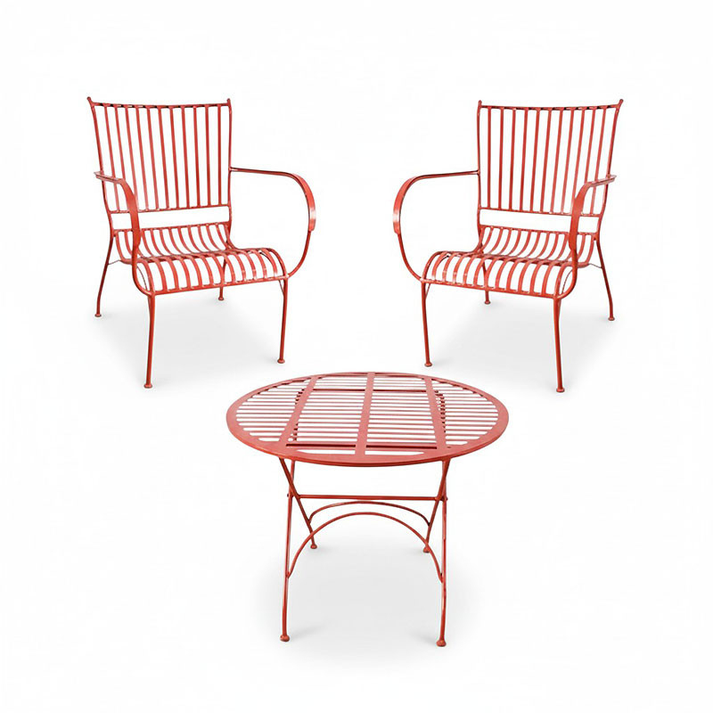 Ensemble table et 2 chaises en fer rouge